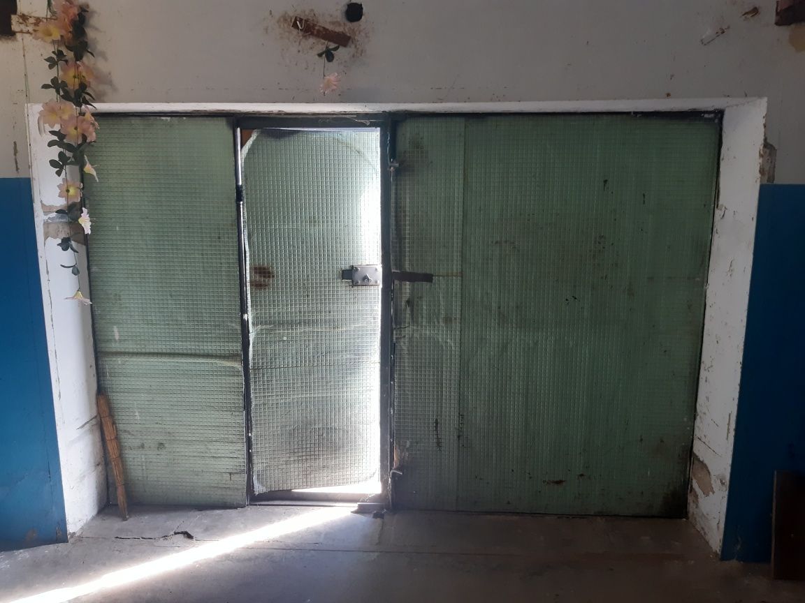 Продам гараж, м.Рівне вул.Сірка 11 б