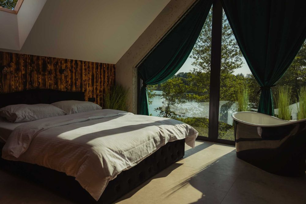 Willa 16/20 osobowa Jezioro Basen Jacuzzi Sauna  Linia Brzegowa Mazury