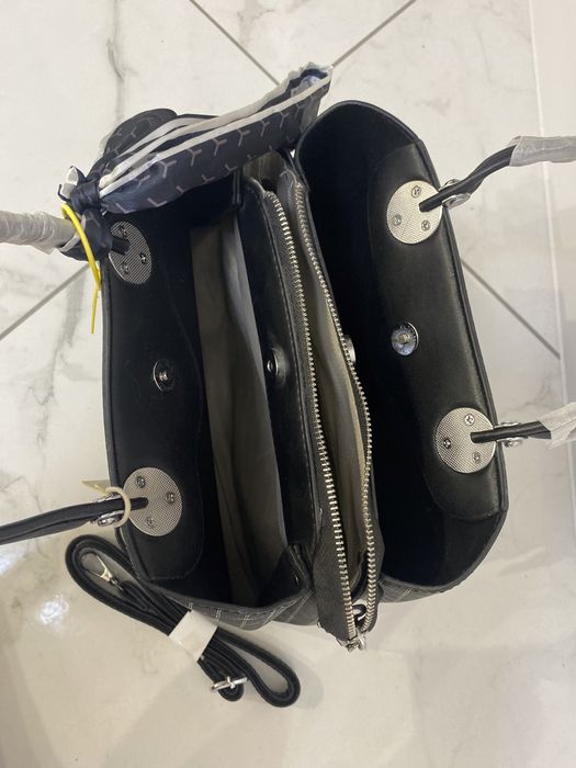 Жіноча сумка в клітинку-нова, зі змінним ремінцем