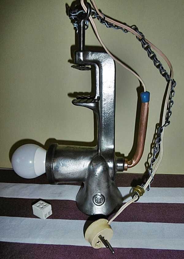 Lampa kreatywna - maszynka " nr. 8 "