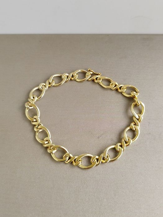 Pulseira dourada em prata 925