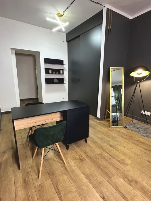 stanowisko manicure do stylizacji paznokci, pedi