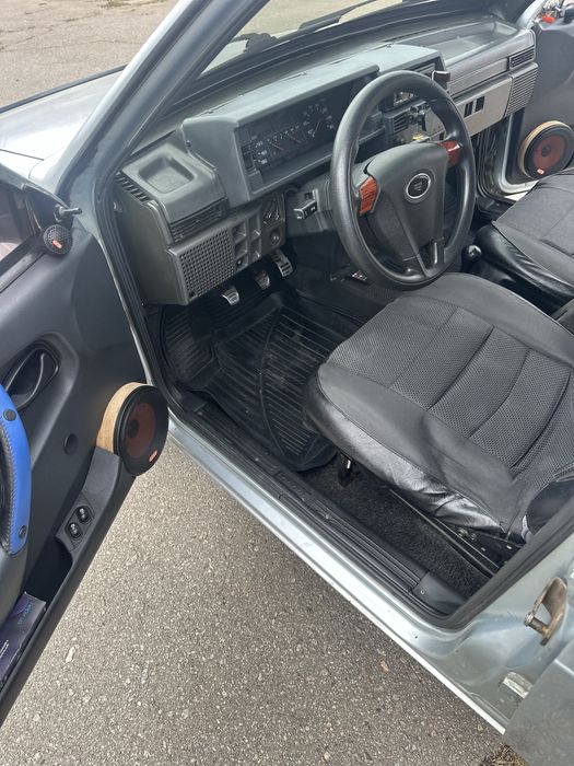 Продам ВАЗ2199. Чорна пʼятниця протягом 2 тижнів 2000-1900