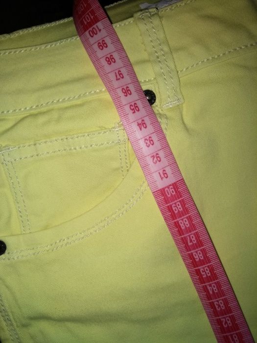 Zoo York damskie limonkowe spodnie r. 28 nowe