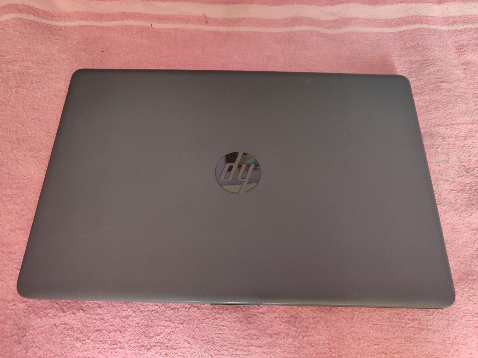 Ноутбук HP 250 G7 i5-1035G1 8gb 1tb Intel HD