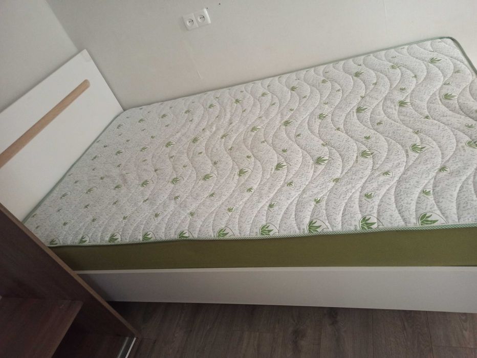 ліжко полуторне 125см*210см з ортопедичним матрацем (2023р) стол диван
