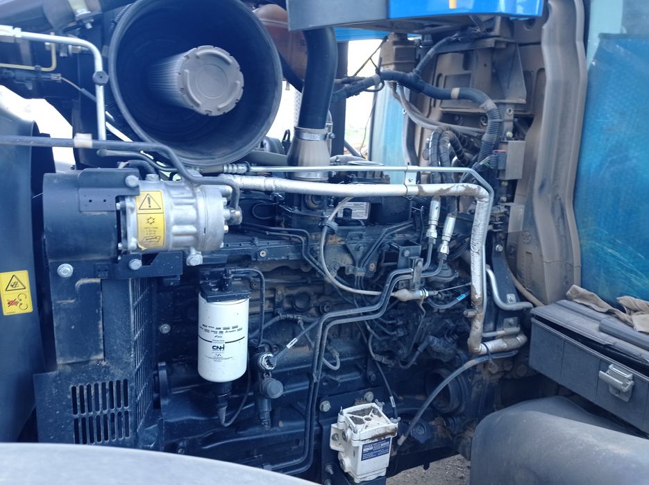 Трактор NEW HOLLAND 60 50