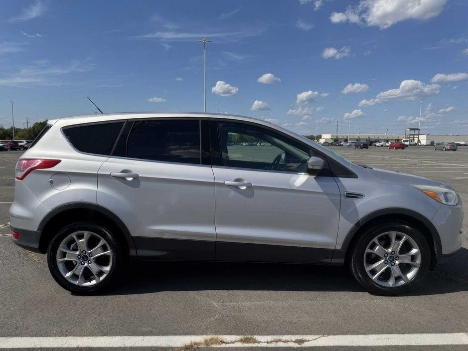 Ford Escape      2013