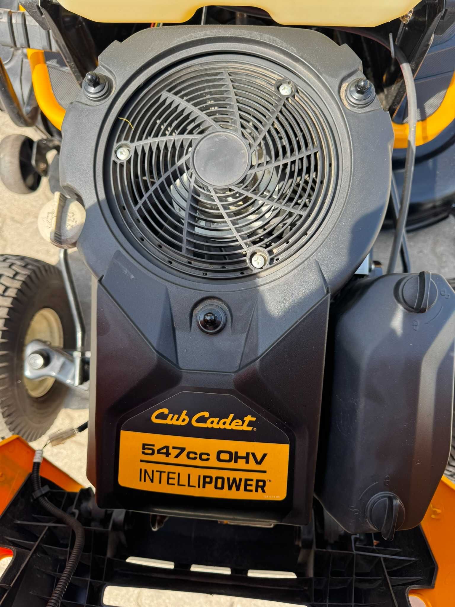 Traktorek kosiarka Cub Cadet XT1 2020r z USA IntelliPower 125 moto g.