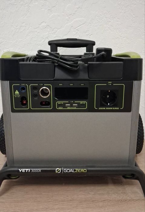 Зарядна станція Yeti 3000x