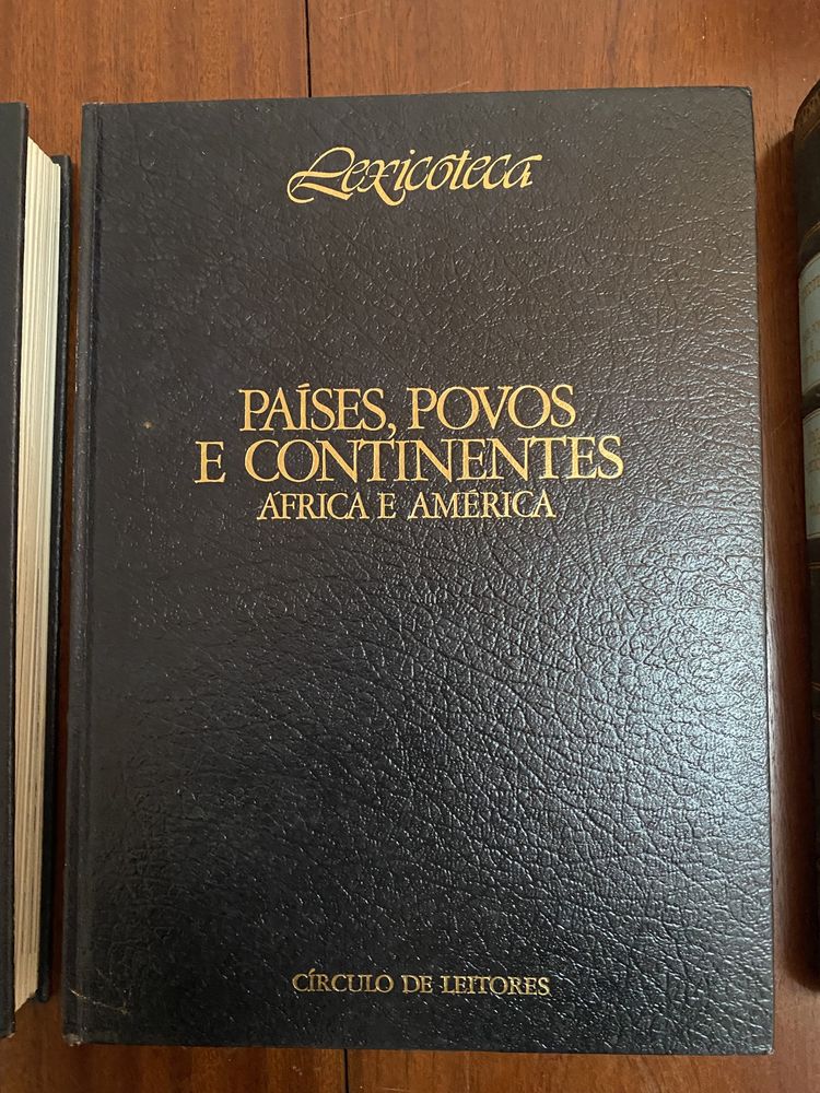 4 volumes coleção Países, Povos e Continentes