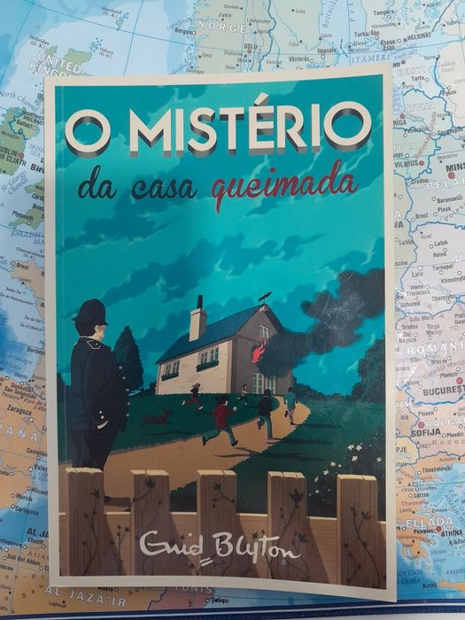 Livro- O mistério da casa queimada