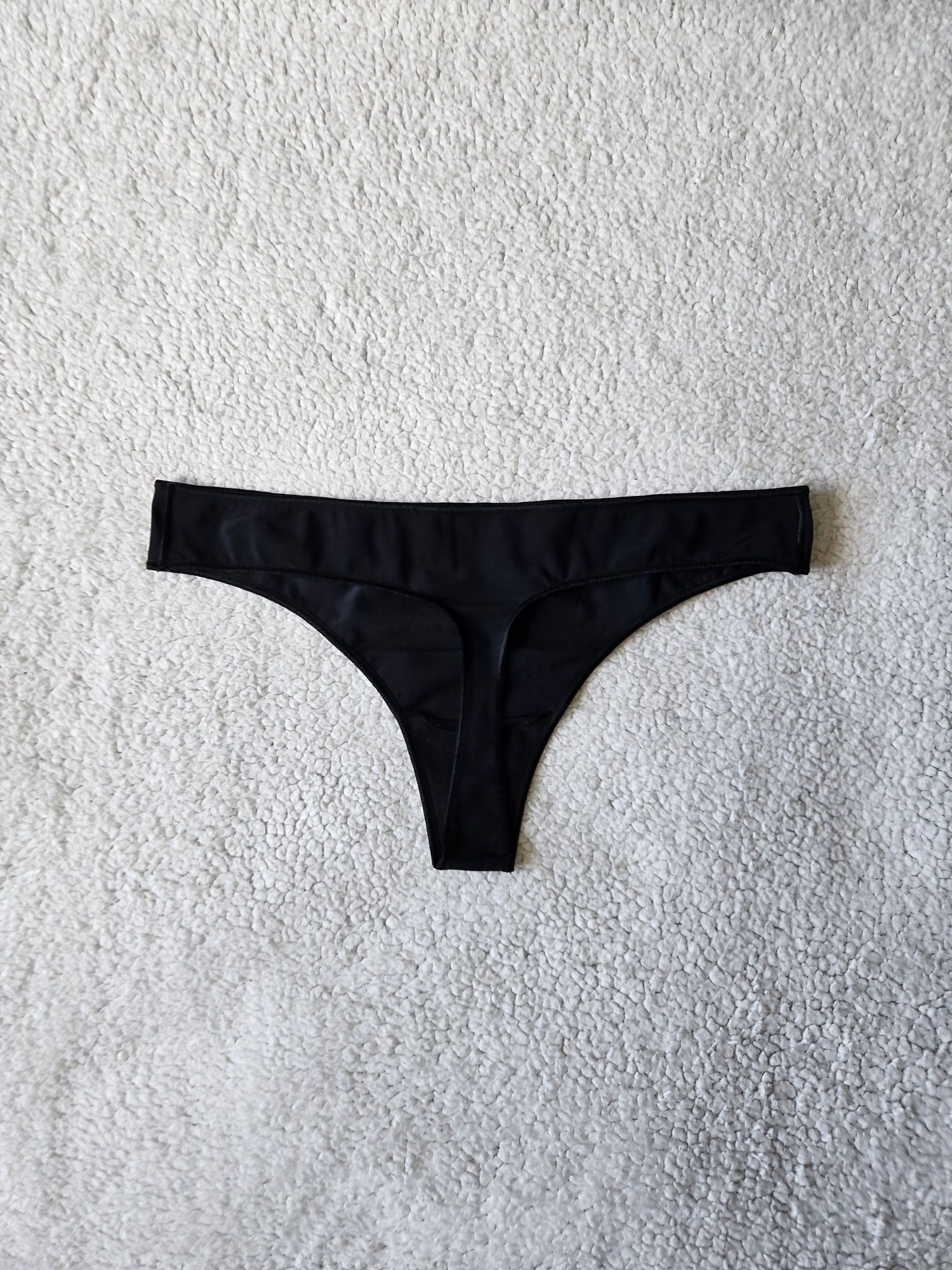 Nowe damskie majtki Tezenis stringi czarne