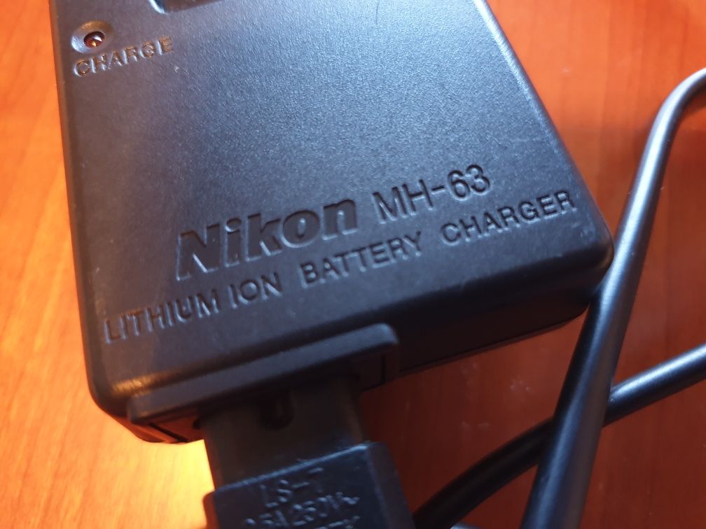 Carregador Bateria Nikon MH 63