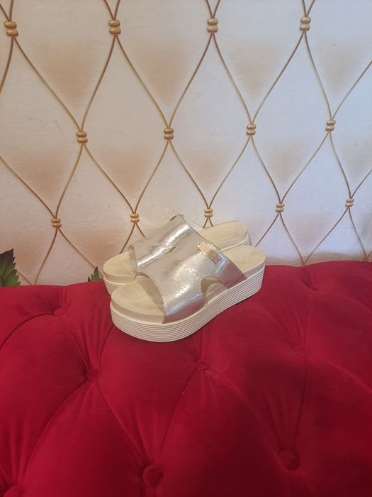 Шлепки   шкіра !