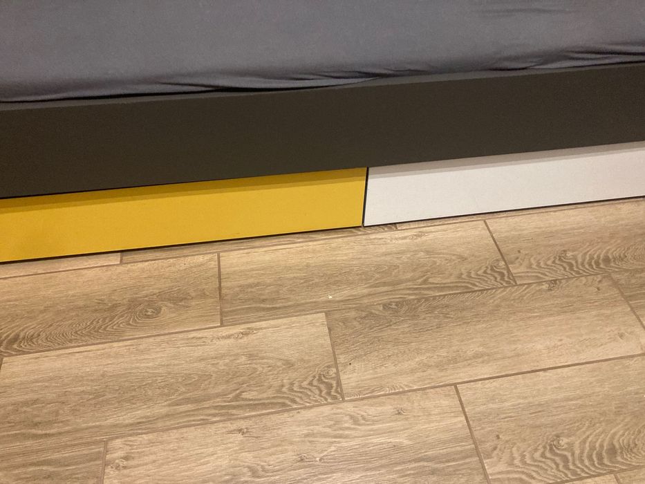 Oddam łóżko vox dla młodziaka