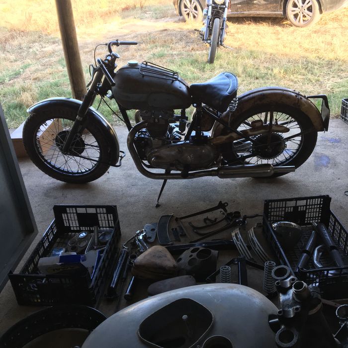 Duas triumph pre unit 1947/ 1953