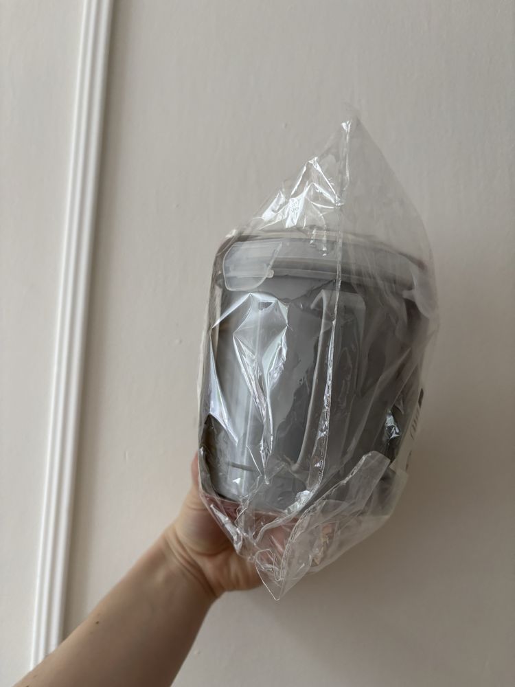Kubek do mikrofali do przechowywania szary 620 ml na zupe do pracy