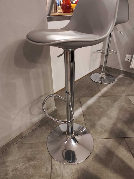 Hoker do kuchni lub jadalni 2 sztuki