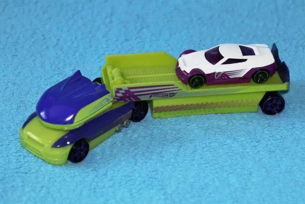 Hot Wheels Truckin' Transporters Night Burnerz Hot Wheels Transportery