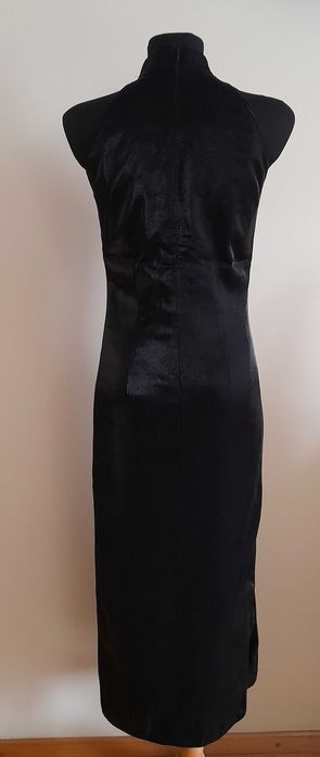 Sukienka w stylu azjatyckim haftowane kwiaty etui maxi długa XS/34