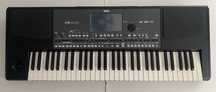 Korg PA 600 + stojak