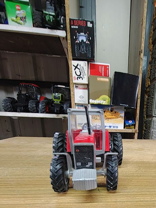 Britains traktor Massey Ferguson