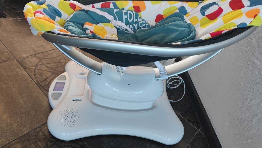 Дитяче крісло Гойдалка Колиска 4moms MamaRoo МамаРу
