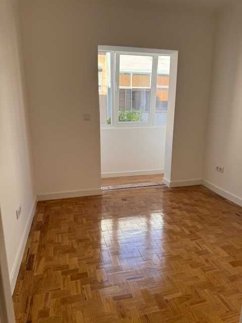 Apartamento de 3 quartos totalmente remodelado e equipado