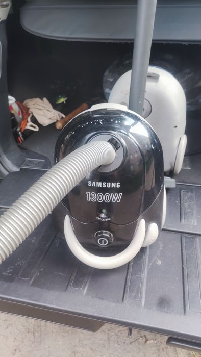 Пилосос Samsung 2 штуки/лот VC-5853. Пилосмок 2 штуки.