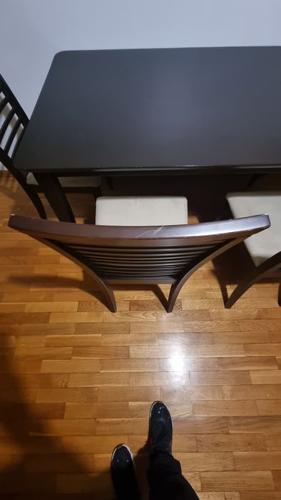 Mesa de jantar + 4 cadeiras