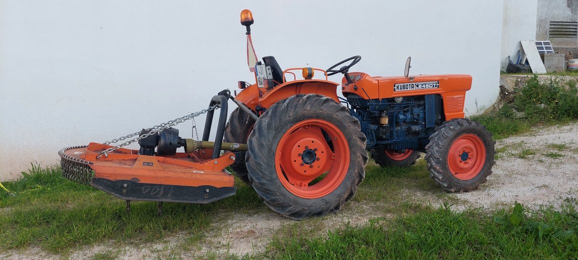 Trator Kubota L245 DT