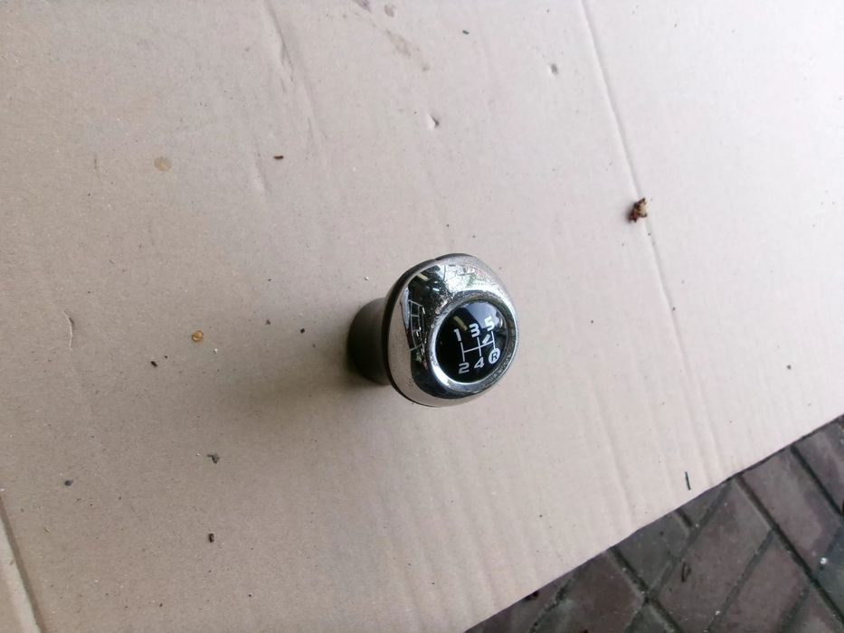 GAŁKA ZMIANY BIEGÓW TOYOTA AYGO II