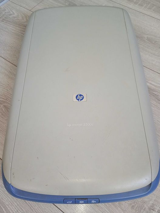 skaner Hp scanjet 3500c nie włącza się przewód USB zasilacz 12V 1250mA