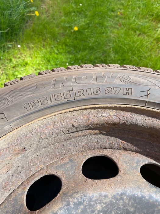 Koła opony kormoran 195 / 55 / 16
Kormoran Snow
195/55 R16 87 H