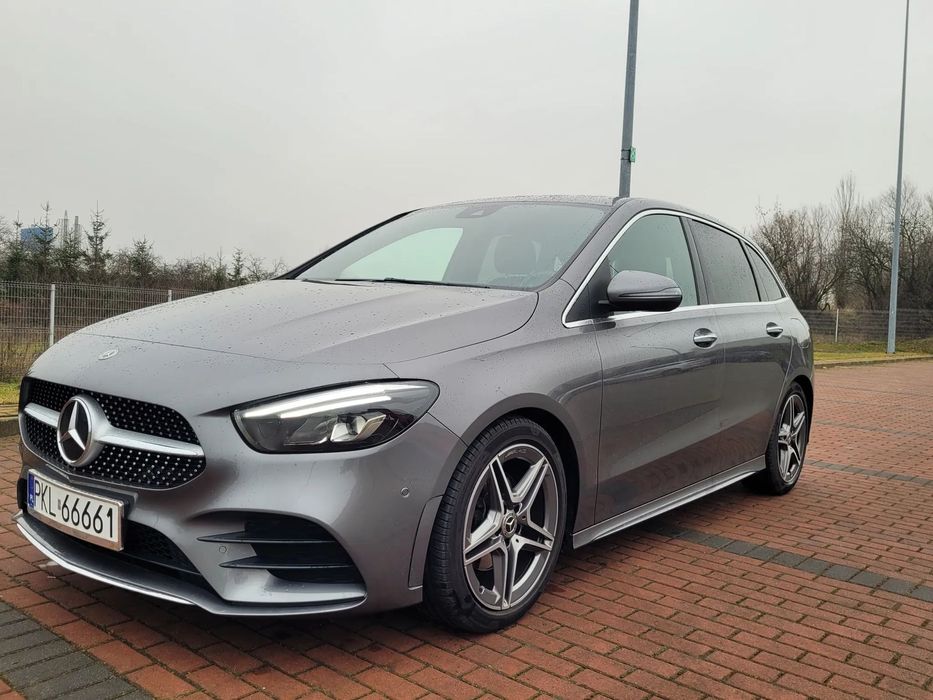 Mercedes-Benz Klasa B Mercedes Benz B180 AMG Line, Serwis