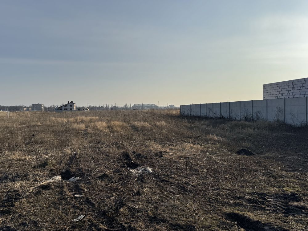Військбуд ділянки зі світлом.