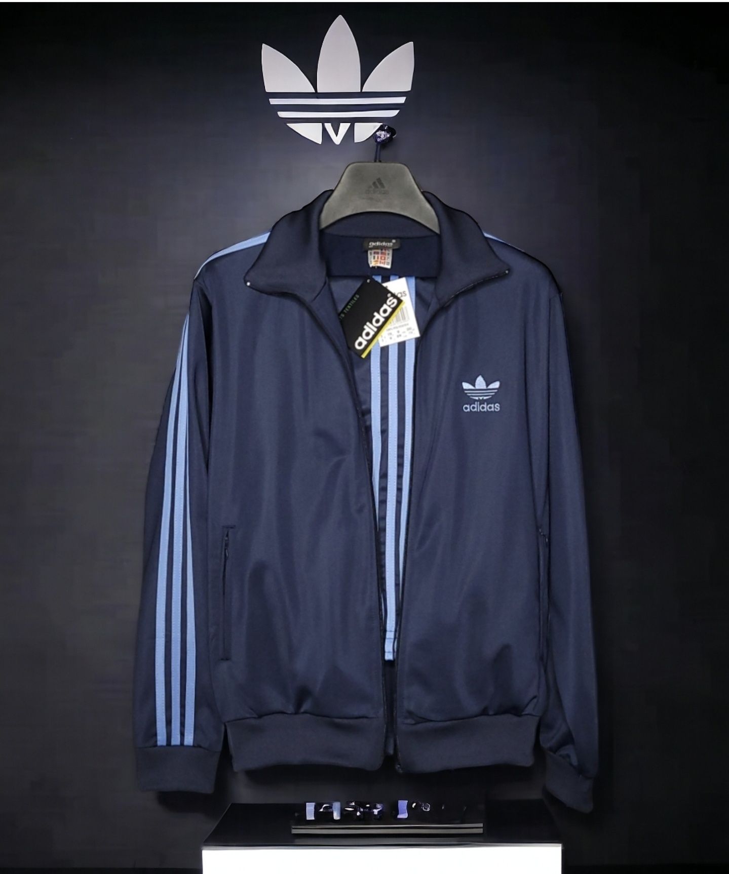 Спортивний костюм Adidas 80-90 ті, Еластик,  великого розміру.