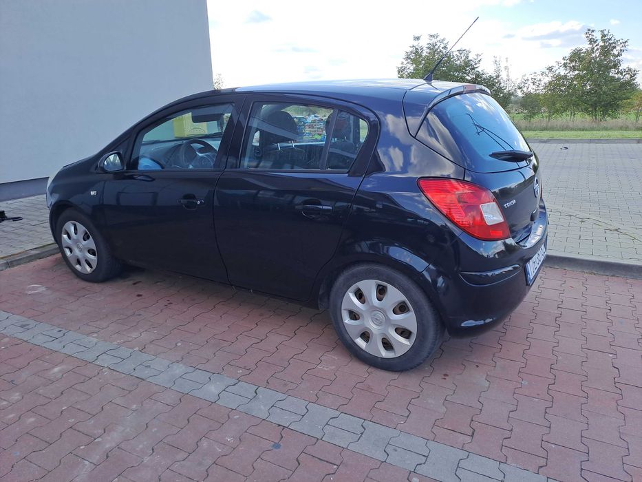 Sprzedam Opla Corsę D