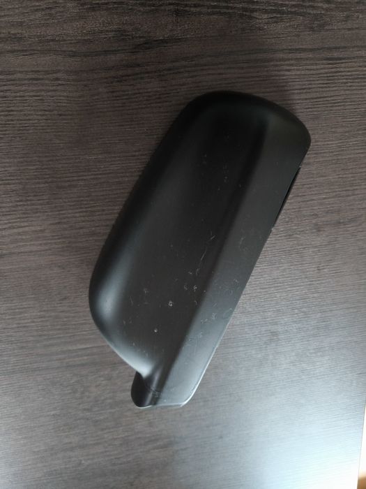 Capa retrovisor Esq. Golf 4 Preto Mate