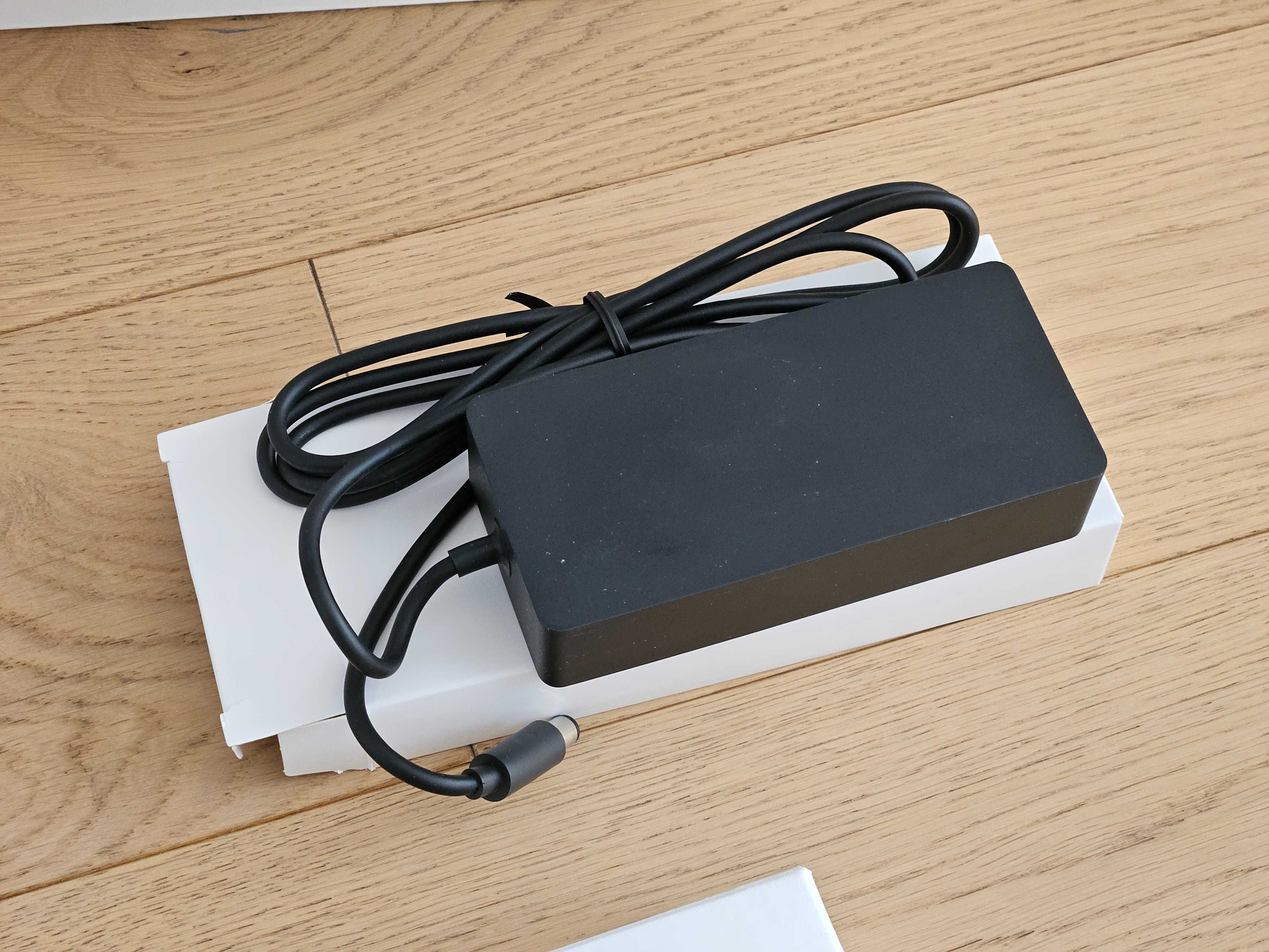 Stacja dokująca Microsoft Surface Dock