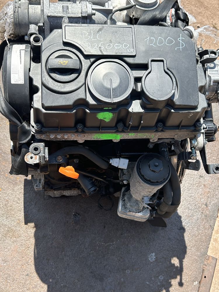 Двигун мотор VW Skoda Audi 1.9 TDI  BLS