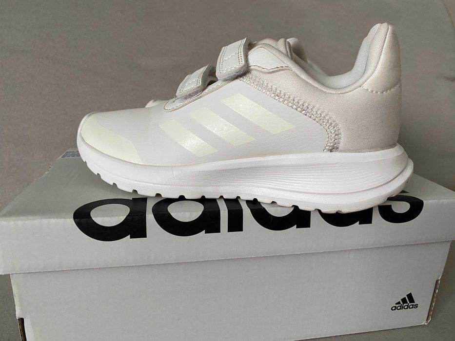 Дитячі Кросівки унісекс adidas