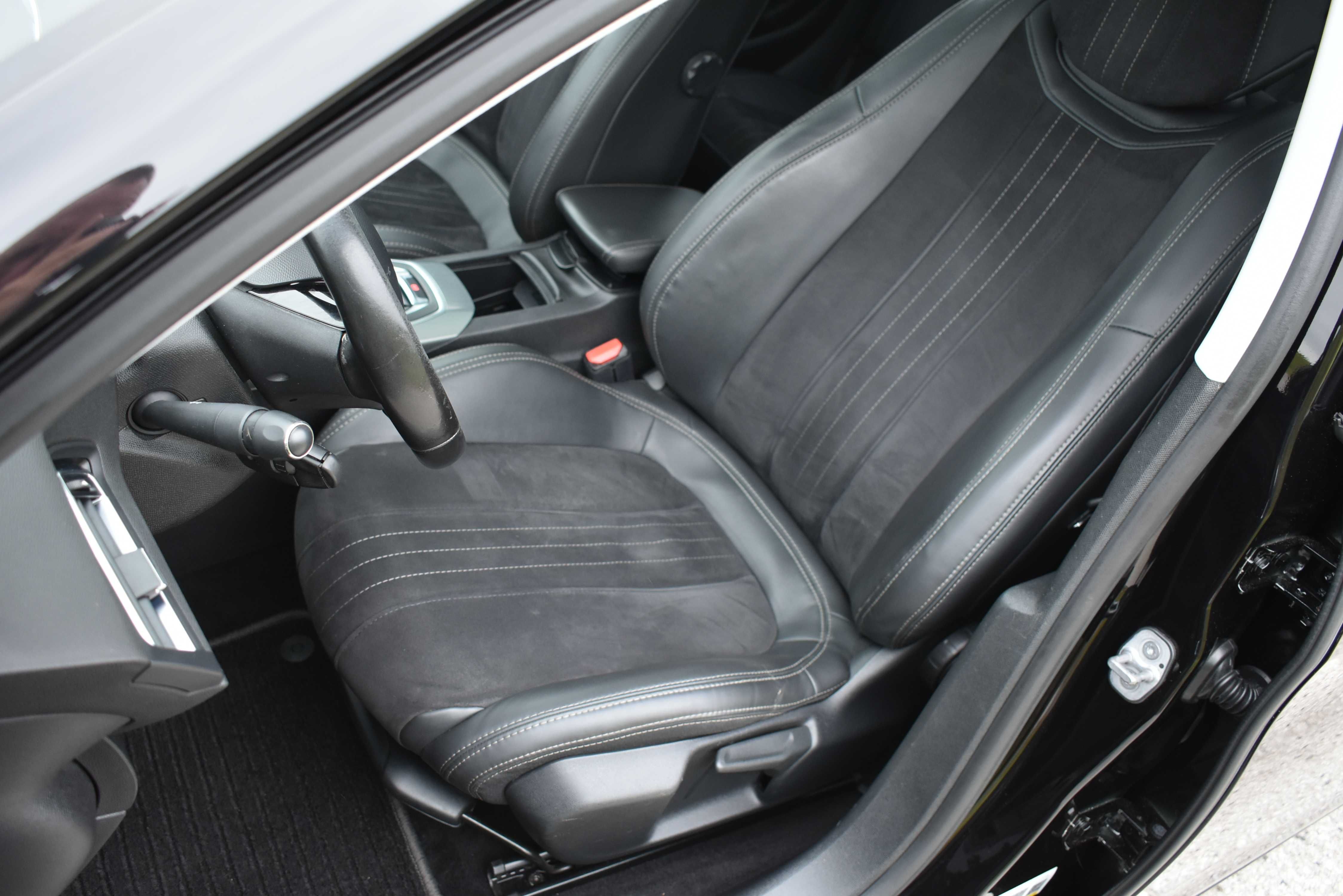 Peugeot 308 1.6HDI FULL LED Skóra/Alcantara Pano Kamera NOWY Rozrząd