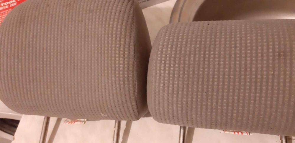 подголовники GEELY и другие марки хорошее стостояние 4шт