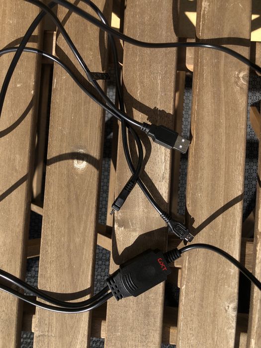 Kabel TRUST do ładowania 2x padów Ps4 USB
