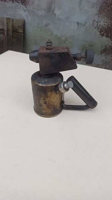 Stara mosiężna lutlampa BAT 501