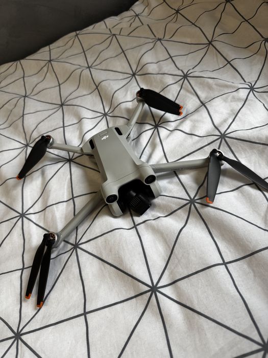 DJI Mini 3 Pro Fly More Combo z Kontrolerem RC