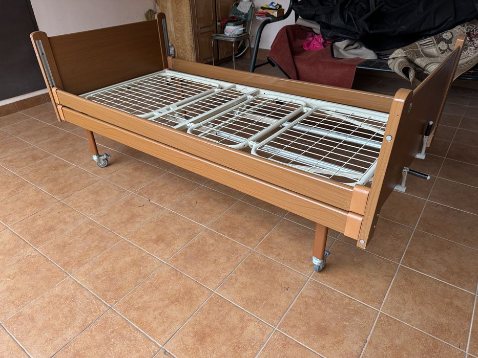 Продам Медичне ліжко