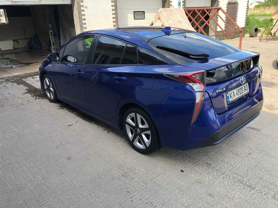 Аренда авто TOYOTA PRIUS 2016-2022 ГБО Авто в Аренду. Оренда авто